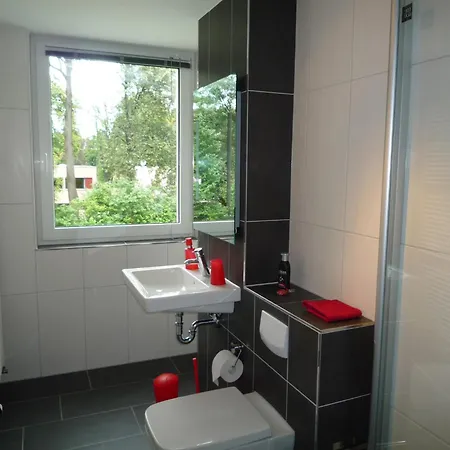 Ferienwohnung Stadtmitte, Kostenfreier Parkplatz, Ruhige Und Gruene Lage Apartamento *